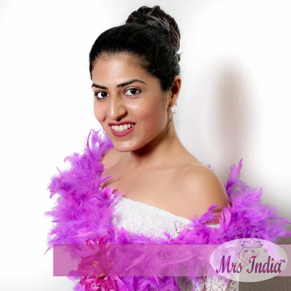 mrs-india-2017-official-finalist